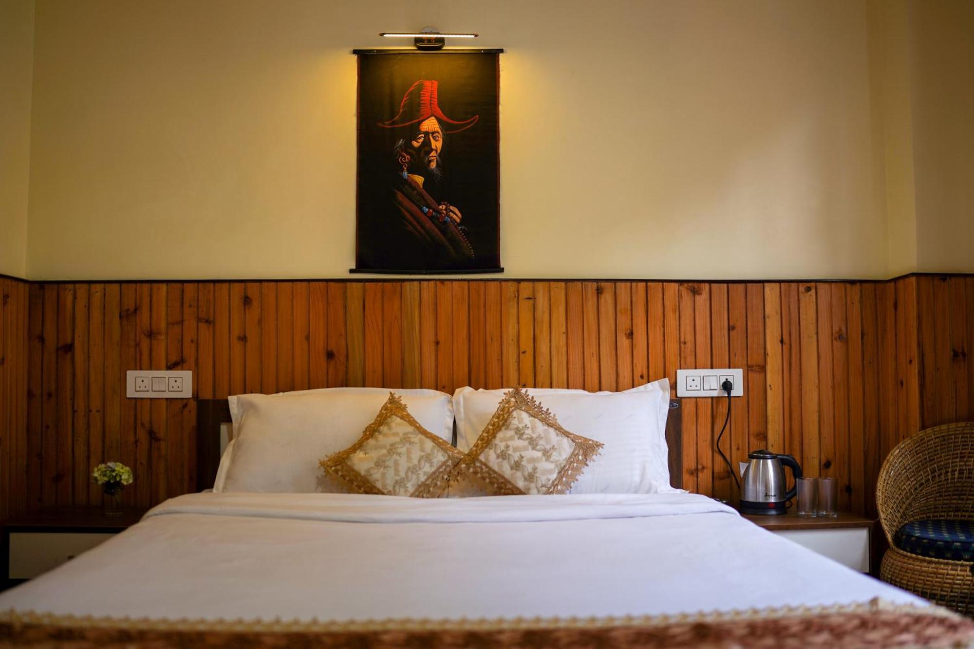 Hotel Hill Queen Near Sherpa Gumba Darjeeling Mall 5 Min Couple Friendly Exterior foto
